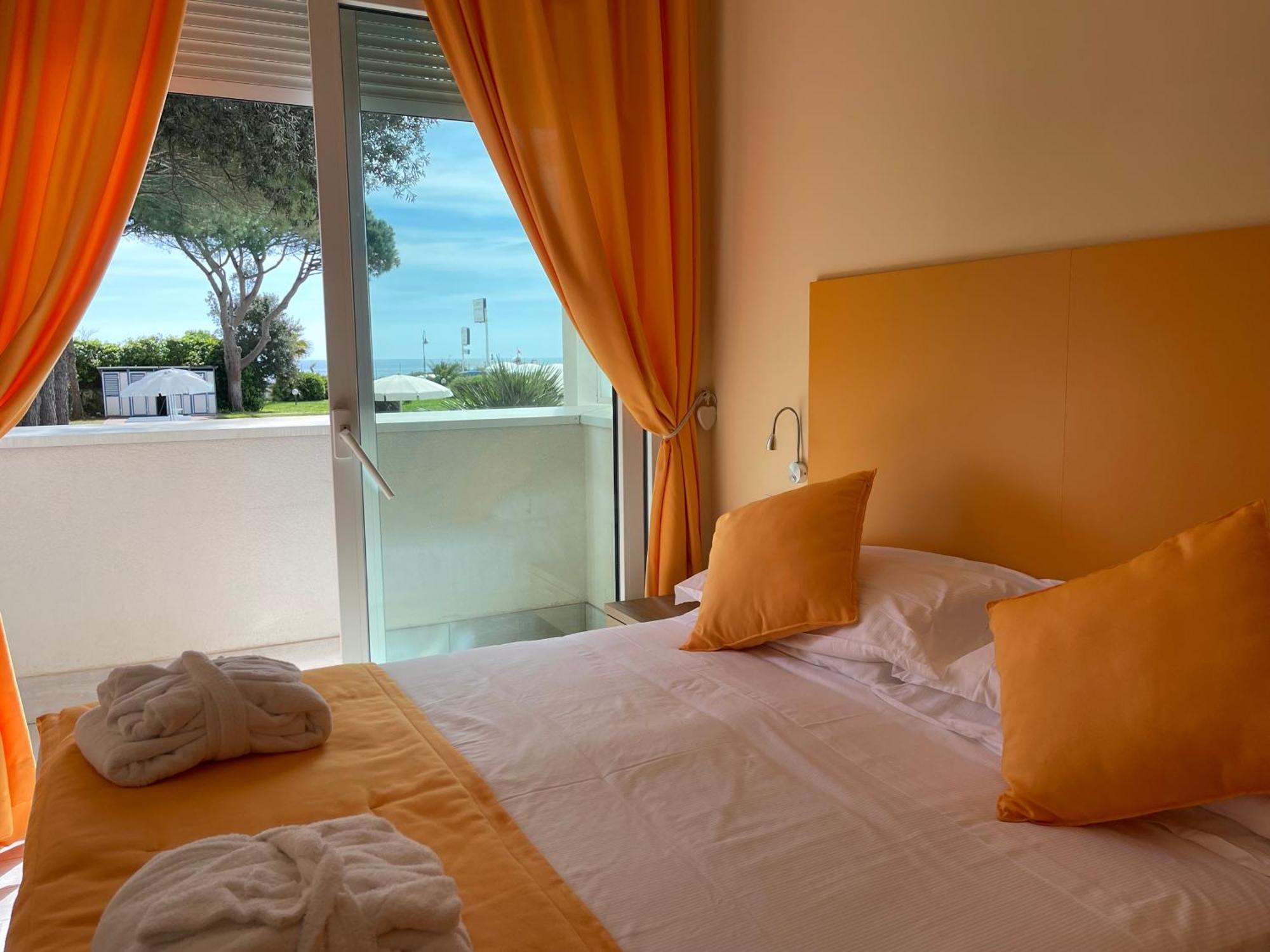 Capo Circeo Beach Resort Spa Fronte Mare San Felice Circeo Luaran gambar