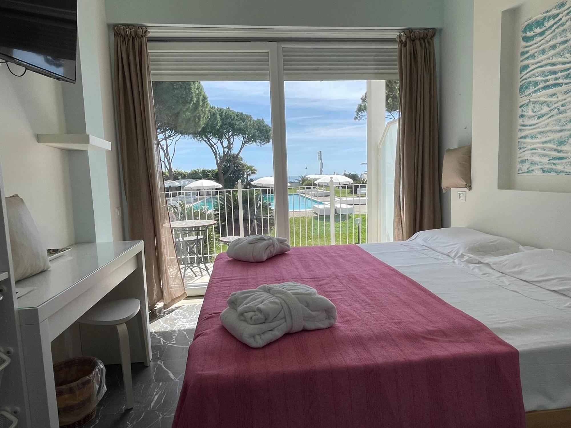 Capo Circeo Beach Resort Spa Fronte Mare San Felice Circeo Luaran gambar